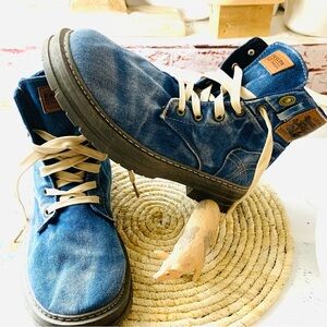Fakslon coolest denim boots ever!